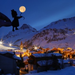 Val_d_Isere_France_Nighttime